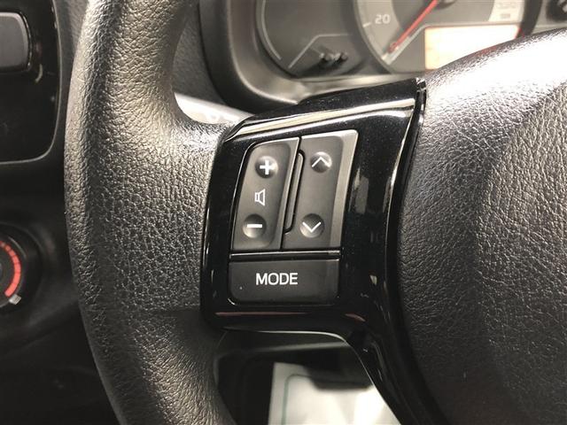 �y�X�e�A�����O�X�C�b�`�z�O������ڂ𗣂�����A�X�e�A�����O�����𗣂����ƂȂ��A�茳�̃X�C�b�`�ŗl�X�ȑ��삪�s���܂��B