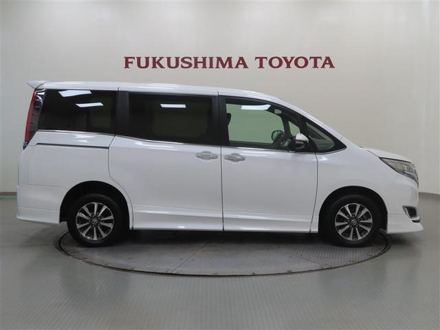 エスクァイア Gi プレミアムパッケージ 4WD フルセグ メモリーナビ DVD再生 ミュージックプレイヤー接続可 後席モニター バックカメラ 衝突被害軽減システム ETC ドラレコ 両側電動スライド LEDヘッドランプ 乗車定員7人 記録簿(4枚目)