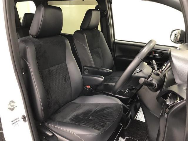 ヴォクシー ハイブリッドＺＳ　煌ＩＩＩ　フルセグ　メモリーナビ　ＤＶＤ再生　ミュージックプレイヤー接続可　バックカメラ　衝突被害軽減システム　ＥＴＣ　両側電動スライド　ＬＥＤヘッドランプ　乗車定員７人　３列シート　ワンオーナー　記録簿（11枚目）