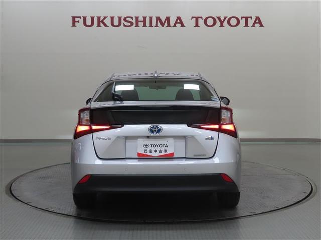 プリウス Ｓ　フルセグ　メモリーナビ　ＤＶＤ再生　ミュージックプレイヤー接続可　バックカメラ　衝突被害軽減システム　ＥＴＣ　ドラレコ　ＬＥＤヘッドランプ　記録簿　アイドリングストップ（8枚目）