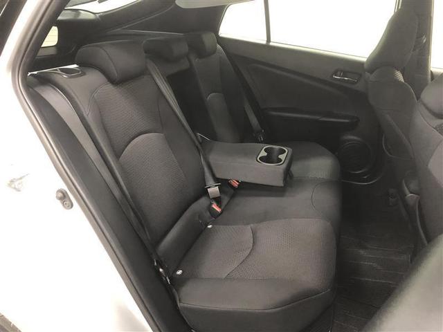 プリウス Ｓ　フルセグ　メモリーナビ　ＤＶＤ再生　ミュージックプレイヤー接続可　バックカメラ　衝突被害軽減システム　ＥＴＣ　ドラレコ　ＬＥＤヘッドランプ　記録簿　アイドリングストップ（11枚目）