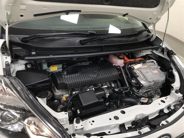 シエンタ ハイブリッドＸ　フルセグ　メモリーナビ　ＤＶＤ再生　ミュージックプレイヤー接続可　バックカメラ　衝突被害軽減システム　ＥＴＣ　ドラレコ　電動スライドドア　ウオークスルー　乗車定員７人　３列シート　ワンオーナー　記録簿（32枚目）