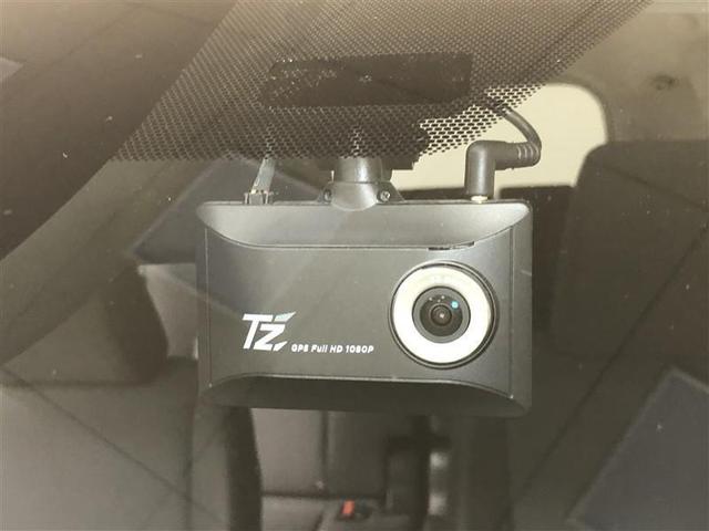 �O����^��^�C�v�̃h���C�u���R�[�_�[�𑕒����Ă��܂��B�@�\�̏ڍׂɂ��܂��ẮA�W���X�܂܂ł��q�˂��������B