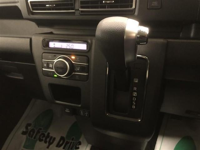 �C���p�l�ɃV�t�g���o�[���z�u����Ă���̂ŁA�t�����g�Ȏ���̑�������������Ƃ��Ă��܂��B