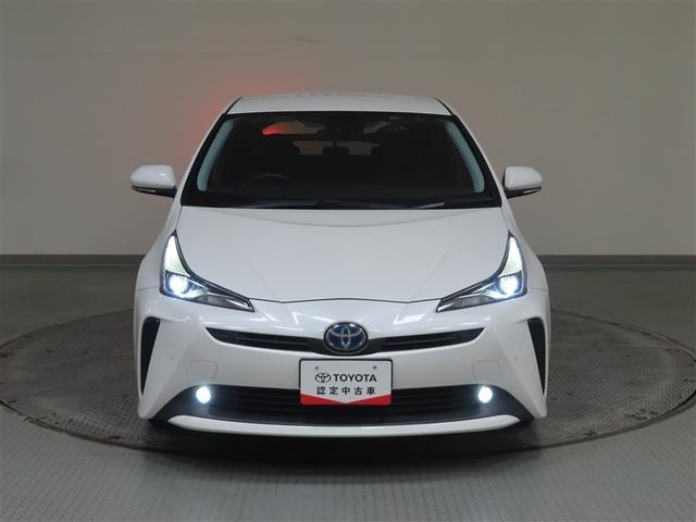 プリウス Ｓ　４ＷＤ　フルセグ　メモリーナビ　ＤＶＤ再生　ミュージックプレイヤー接続可　バックカメラ　衝突被害軽減システム　ＥＴＣ　ドラレコ　ＬＥＤヘッドランプ　ワンオーナー　記録簿　アイドリングストップ（7枚目）