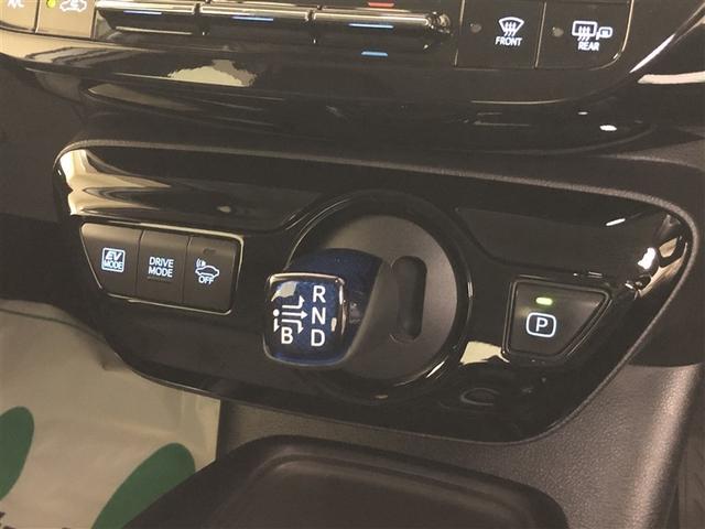 プリウス Ｓ　４ＷＤ　フルセグ　メモリーナビ　ＤＶＤ再生　ミュージックプレイヤー接続可　バックカメラ　衝突被害軽減システム　ＥＴＣ　ドラレコ　ＬＥＤヘッドランプ　ワンオーナー　記録簿　アイドリングストップ（20枚目）