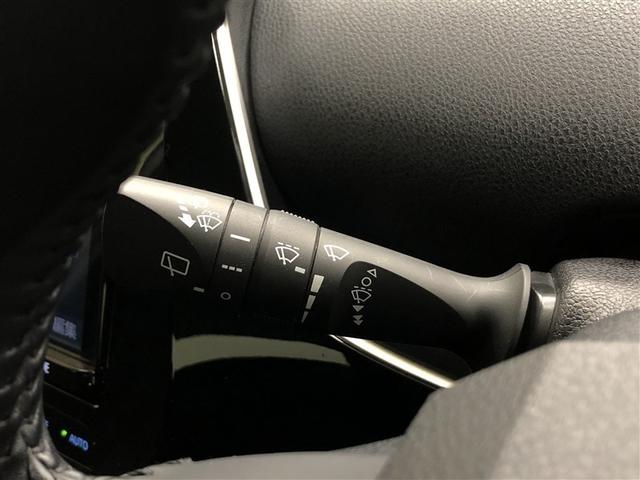 プリウス Ｓ　４ＷＤ　フルセグ　メモリーナビ　ＤＶＤ再生　ミュージックプレイヤー接続可　バックカメラ　衝突被害軽減システム　ＥＴＣ　ドラレコ　ＬＥＤヘッドランプ　ワンオーナー　記録簿　アイドリングストップ（23枚目）