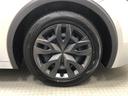 樹脂フルキャップ付き１７インチスチールホイール（１９５／６０Ｒ１７）装着です。