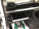 車内の整理整頓に役立つ便利な収納が車内のいたるところに設置されています。