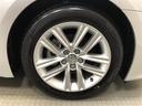 17インチ純正アルミホイール(215/55R17)装着です。
