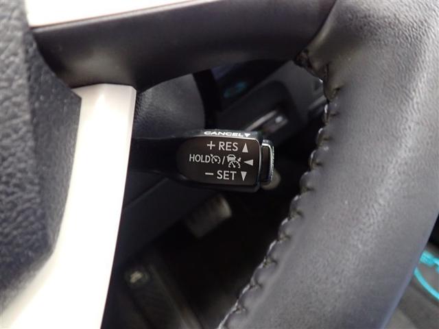 プリウス Ｓ　４ＷＤ　フルセグ　メモリーナビ　ＤＶＤ再生　ミュージックプレイヤー接続可　バックカメラ　衝突被害軽減システム　ＥＴＣ　ＬＥＤヘッドランプ　記録簿（14枚目）