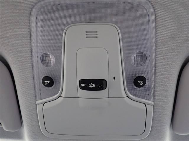 プリウス Ｓ　４ＷＤ　フルセグ　メモリーナビ　ＤＶＤ再生　ミュージックプレイヤー接続可　バックカメラ　衝突被害軽減システム　ＥＴＣ　ＬＥＤヘッドランプ　記録簿（18枚目）