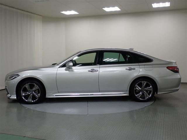 クラウンハイブリッド ＲＳアドバンス　Ｆｏｕｒ　４ＷＤ　フルセグ　メモリーナビ　ＤＶＤ再生　バックカメラ　衝突被害軽減システム　ＥＴＣ　ＬＥＤヘッドランプ（3枚目）