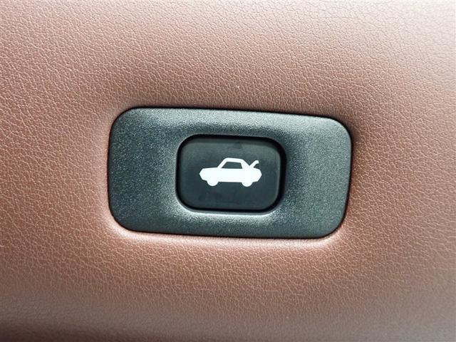 クラウンハイブリッド ＲＳアドバンス　Ｆｏｕｒ　４ＷＤ　フルセグ　メモリーナビ　ＤＶＤ再生　バックカメラ　衝突被害軽減システム　ＥＴＣ　ＬＥＤヘッドランプ（18枚目）