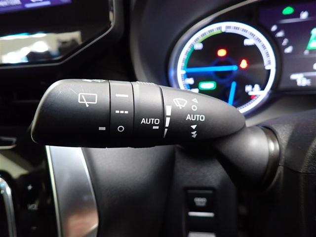 ハリアーハイブリッド Ｚ　レザーパッケージ　革シート　４ＷＤ　フルセグ　メモリーナビ　ミュージックプレイヤー接続可　バックカメラ　衝突被害軽減システム　ＥＴＣ　ＬＥＤヘッドランプ　記録簿（12枚目）