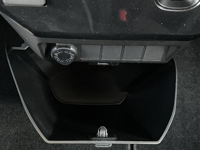 ルーミー G-T フルセグ メモリーナビ 衝突被害軽減システム ETC 両側電動スライド LEDヘッドランプ 記録簿 アイドリングストップ(30枚目)