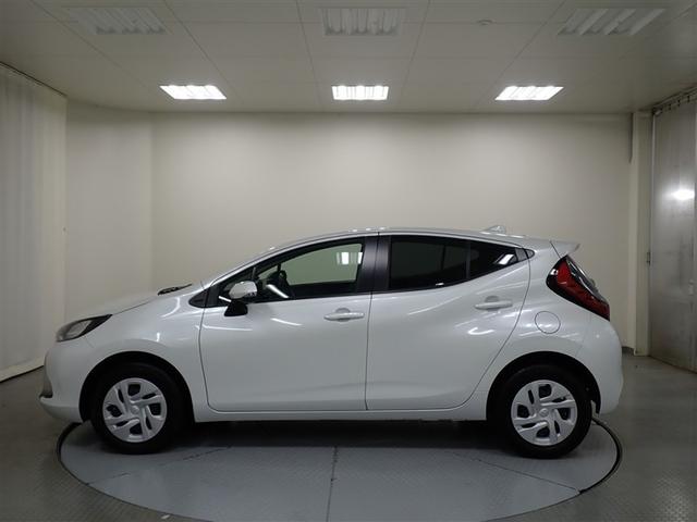 アクア Ｇ　４ＷＤ　メモリーナビ　バックカメラ　衝突被害軽減システム　ＥＴＣ　ＬＥＤヘッドランプ（3枚目）