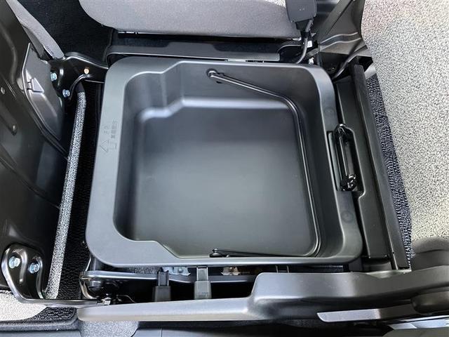 スペーシア ハイブリッドＸ　４ＷＤ　衝突被害軽減システム　電動スライドドア　ＬＥＤヘッドランプ（33枚目）