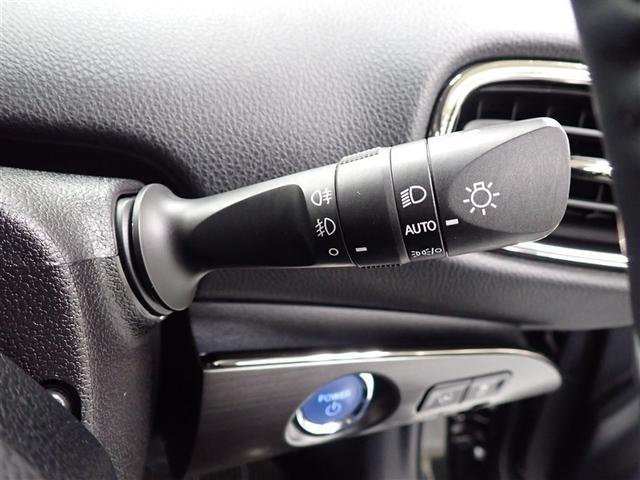 プリウス Ａツーリングセレクション・ブラックエディション　フルセグ　バックカメラ　衝突被害軽減システム　ＥＴＣ　ＬＥＤヘッドランプ　記録簿（13枚目）