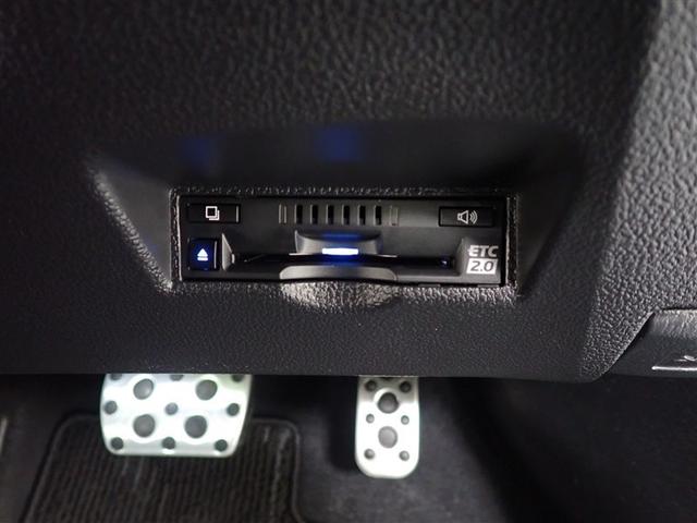 プリウス Ａツーリングセレクション・ブラックエディション　フルセグ　バックカメラ　衝突被害軽減システム　ＥＴＣ　ＬＥＤヘッドランプ　記録簿（19枚目）