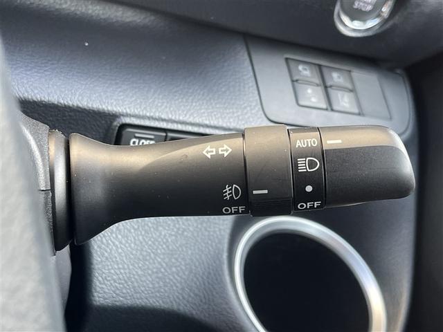 シエンタ Ｇ　セーフティーエディション　４ＷＤ　ワンセグ　メモリーナビ　ＤＶＤ再生　バックカメラ　衝突被害軽減システム　ドラレコ　両側電動スライド　ＬＥＤヘッドランプ　ウオークスルー　乗車定員６人　３列シート　記録簿（13枚目）