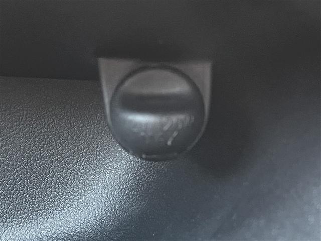 シエンタ Ｇ　セーフティーエディション　４ＷＤ　ワンセグ　メモリーナビ　ＤＶＤ再生　バックカメラ　衝突被害軽減システム　ドラレコ　両側電動スライド　ＬＥＤヘッドランプ　ウオークスルー　乗車定員６人　３列シート　記録簿（21枚目）