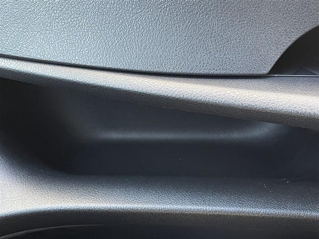 シエンタ Ｇ　セーフティーエディション　４ＷＤ　ワンセグ　メモリーナビ　ＤＶＤ再生　バックカメラ　衝突被害軽減システム　ドラレコ　両側電動スライド　ＬＥＤヘッドランプ　ウオークスルー　乗車定員６人　３列シート　記録簿（32枚目）