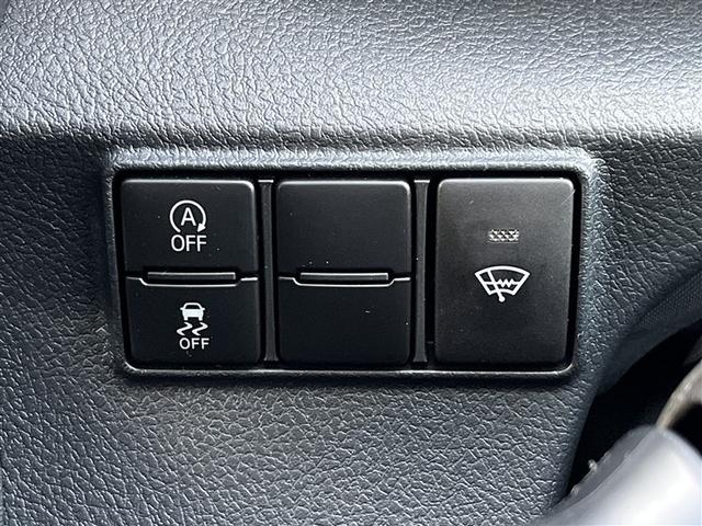 シエンタ ファンベースＧ　セーフティーエディション　フルセグ　メモリーナビ　バックカメラ　衝突被害軽減システム　ＥＴＣ　電動スライドドア　アイドリングストップ（18枚目）