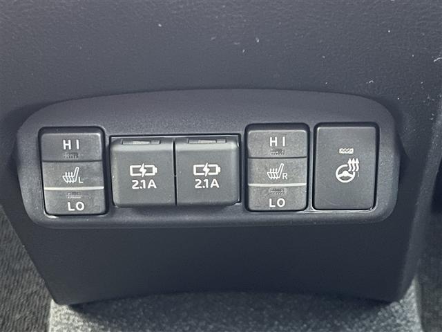 シエンタ ファンベースＧ　セーフティーエディション　フルセグ　メモリーナビ　バックカメラ　衝突被害軽減システム　ＥＴＣ　電動スライドドア　アイドリングストップ（19枚目）