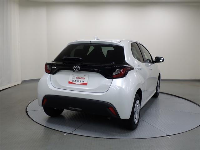ヤリス X 4WD メモリーナビ バックカメラ 衝突被害軽減システム ETC(4枚目)