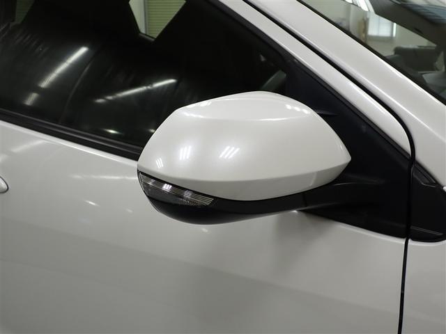 ヤリス Ｘ　４ＷＤ　メモリーナビ　バックカメラ　衝突被害軽減システム　ＥＴＣ（6枚目）