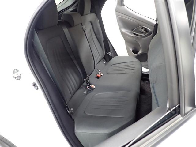 ヤリス Ｘ　４ＷＤ　メモリーナビ　バックカメラ　衝突被害軽減システム　ＥＴＣ（21枚目）