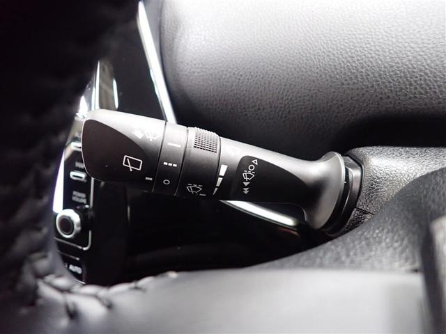 プリウス Ｓ　フルセグ　メモリーナビ　バックカメラ　衝突被害軽減システム　ＥＴＣ　ＬＥＤヘッドランプ（12枚目）