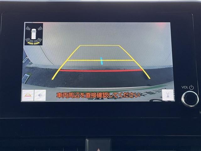 ノア Ｇ　４ＷＤ　メモリーナビ　バックカメラ　衝突被害軽減システム　ＥＴＣ　両側電動スライド　ＬＥＤヘッドランプ　ウオークスルー　乗車定員８人　３列シート（9枚目）