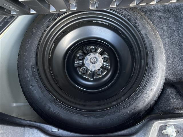 ノア Ｇ　４ＷＤ　メモリーナビ　バックカメラ　衝突被害軽減システム　ＥＴＣ　両側電動スライド　ＬＥＤヘッドランプ　ウオークスルー　乗車定員８人　３列シート（34枚目）