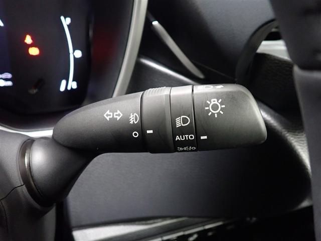 カローラツーリング ハイブリッド　Ｇ　４ＷＤ　バックカメラ　衝突被害軽減システム　ＬＥＤヘッドランプ（13枚目）