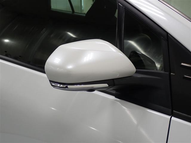 プリウス ＳセーフティプラスＩＩ　４ＷＤ　メモリーナビ　衝突被害軽減システム　ＬＥＤヘッドランプ（6枚目）