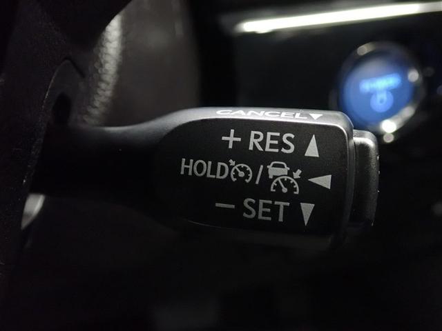 プリウス ＳセーフティプラスＩＩ　４ＷＤ　メモリーナビ　衝突被害軽減システム　ＬＥＤヘッドランプ（14枚目）