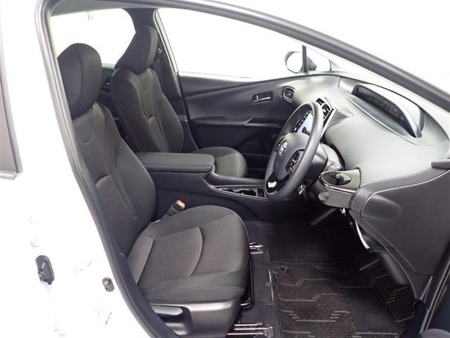 プリウス ＳセーフティプラスＩＩ　４ＷＤ　メモリーナビ　衝突被害軽減システム　ＬＥＤヘッドランプ（25枚目）