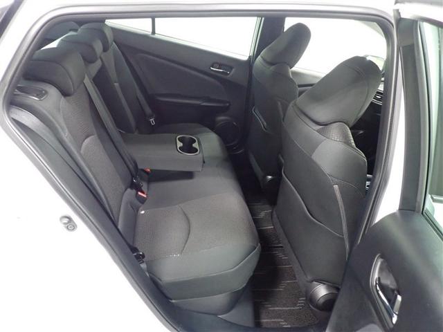 プリウス ＳセーフティプラスＩＩ　４ＷＤ　メモリーナビ　衝突被害軽減システム　ＬＥＤヘッドランプ（26枚目）