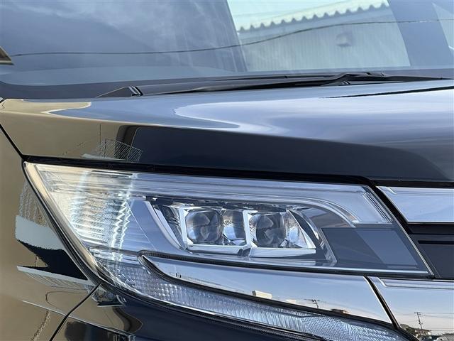 ノア ハイブリッドSi ダブルバイビーII フルセグ メモリーナビ DVD再生 ミュージックプレイヤー接続可 バックカメラ 衝突被害軽減システム ETC 両側電動スライド LEDヘッドランプ 乗車定員7人 3列シート ワンオーナー 記録簿(4枚目)