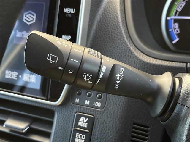 ノア ハイブリッドＸ　フルセグ　メモリーナビ　ＤＶＤ再生　ミュージックプレイヤー接続可　バックカメラ　ＥＴＣ　両側電動スライド　ＬＥＤヘッドランプ　乗車定員７人　３列シート（11枚目）