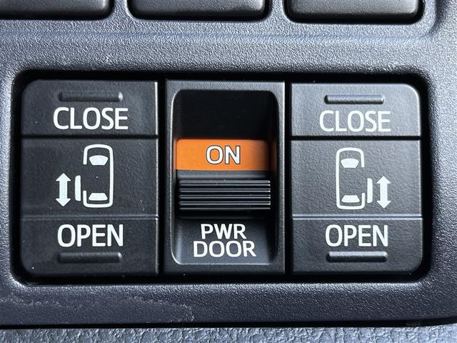 ノア ハイブリッドＸ　フルセグ　メモリーナビ　ＤＶＤ再生　ミュージックプレイヤー接続可　バックカメラ　ＥＴＣ　両側電動スライド　ＬＥＤヘッドランプ　乗車定員７人　３列シート（16枚目）