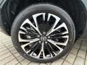 純正アルミホイール 215/50R18