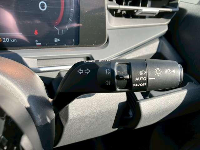 オーラ １．２　Ｇ　ＤＯ９型ナビ・アラビューＭ・シートヒーター（6枚目）
