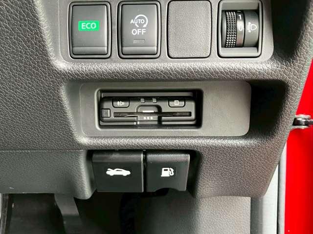 エクストレイル ２０Ｘｉ　Ｖセレクション　２列車　４ＷＤ　ＡＶＭ・ＥＴＣ・純正７型ナビ・パワーシート（7枚目）