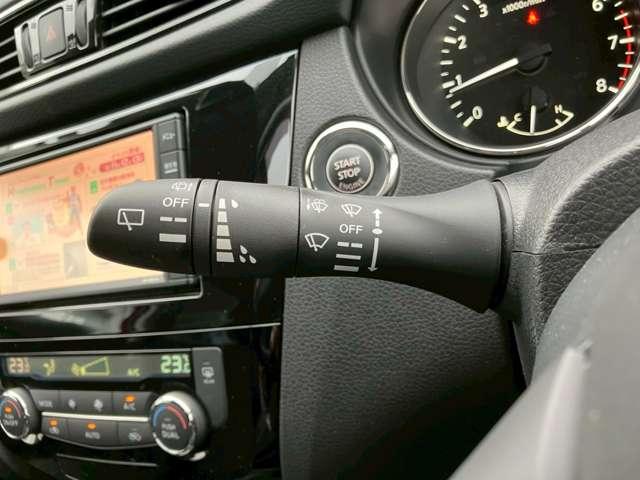 エクストレイル ２０Ｘｉ　Ｖセレクション　２列車　４ＷＤ　ＡＶＭ・ＥＴＣ・純正７型ナビ・パワーシート（16枚目）