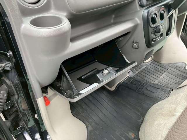 ＮＶ１００クリッパーバン ＧＸ　ハイルーフ　４ＷＤ　寒冷地仕様・衝突軽減ブレーキ（18枚目）