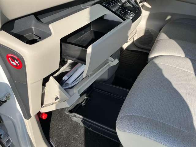 ルークス Ｘ　４ＷＤ　社有車ＵＰ・純正９型ナビ・ＡＶＭ・フルセグＴＶ（29枚目）