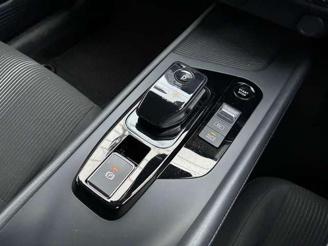 ノート X 純正9インチナビ・ETC・アラビューM(20枚目)